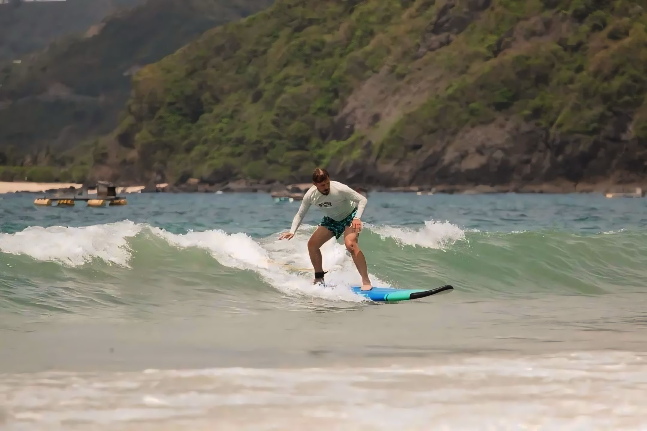 surfing lombok